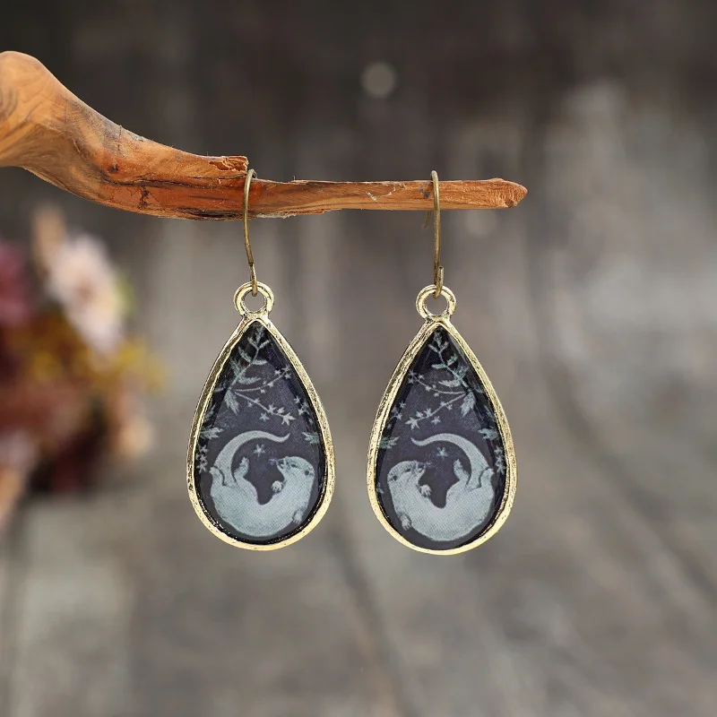Vintage Water Droplet Earrings with Animal Motifs 3 Vintage Water Droplet Earrings with Animal Motifs - Image 3