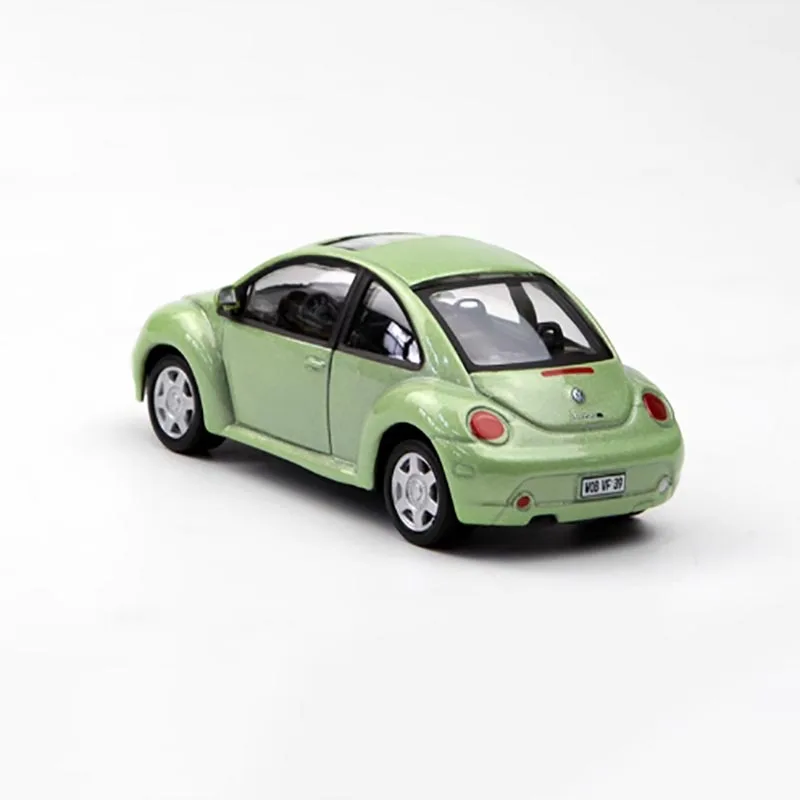1/43 Alloy Collectible Car Model in Pastel Green 5 1/43 Alloy Collectible Car Model in Pastel Green - Image 5