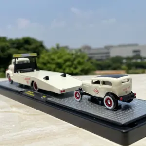 Vintage Ford Truck Coke Trailer Set 1:64 Scale 9 S439a15bf5a864d3ea6adf4b112a323143