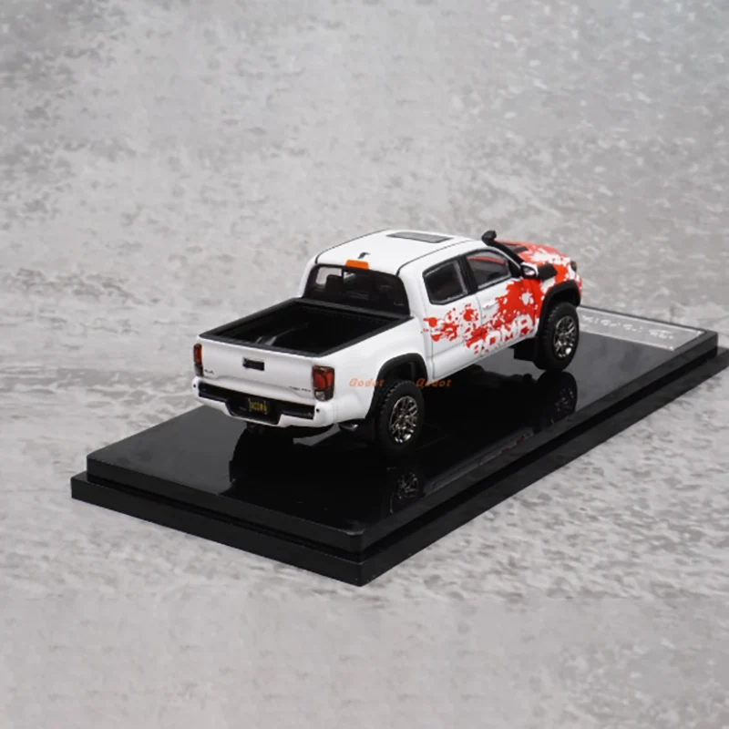 1/64 Scale Toyota Tacoma Diecast Model 5 1/64 Scale Toyota Tacoma Diecast Model - Image 5