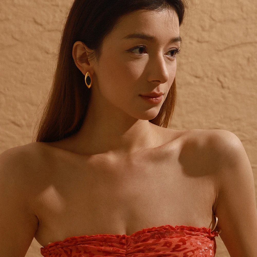 Minimalist Stainless Steel Gold Earrings 2 Minimalist Stainless Steel Gold Earrings - Image 2