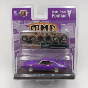 Vibrant Purple 1969 Pontiac GTO Diecast Model 11 S4410de3bb3d9467b92b6b87724cefa84x