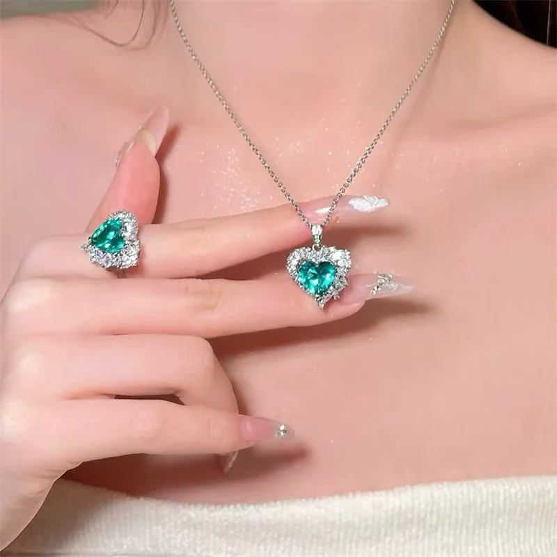 Women's Emerald-Shaped Zirconia Ring 5 Women's Emerald-Shaped Zirconia Ring - Image 5