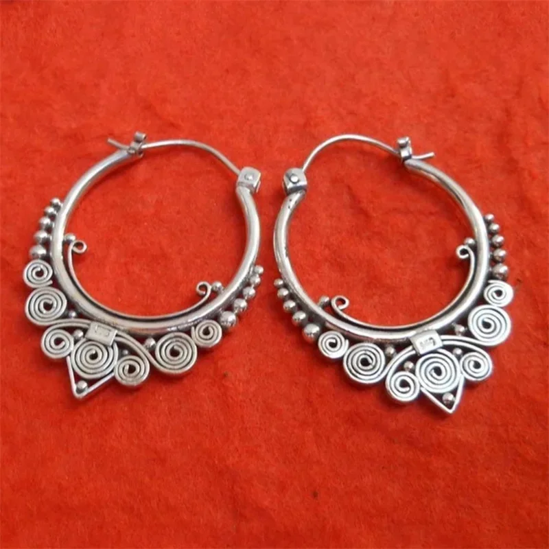 Vintage Silver Spiral Hoop Earrings 2 Vintage Silver Spiral Hoop Earrings - Image 2