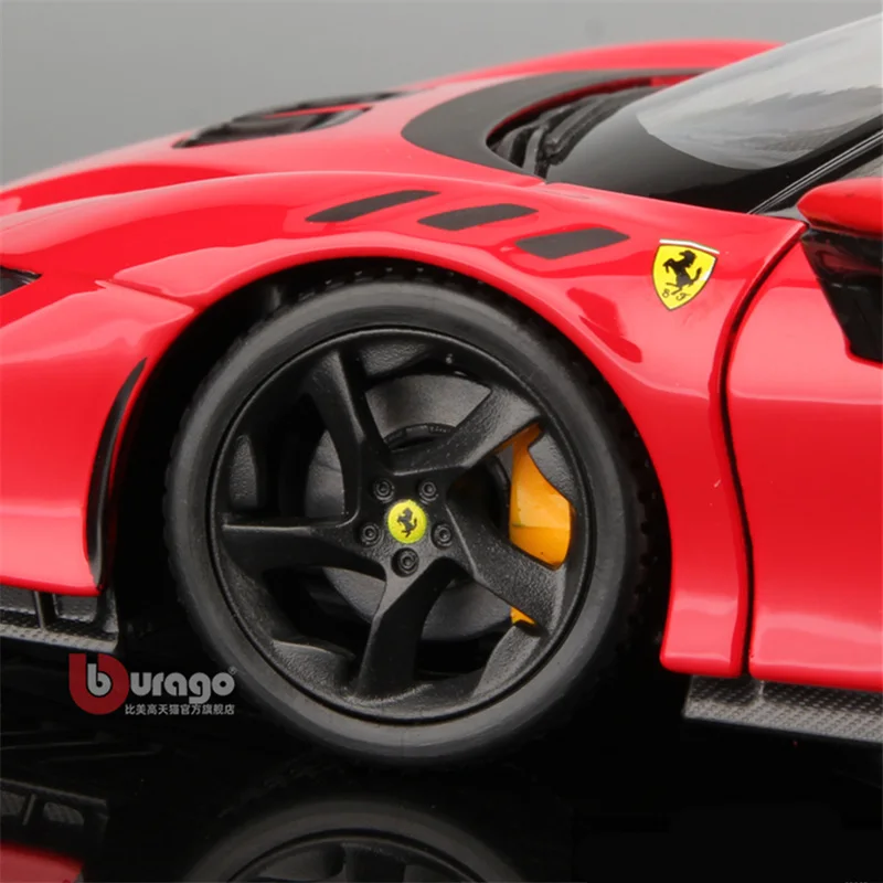Ferrari SF90XX Stradale 1:24 Die-Cast Model 5 Ferrari SF90XX Stradale 1:24 Die-Cast Model - Image 5