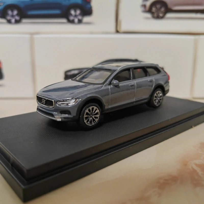 1/64 Scale Diecast Alloy Car Collection Set 4 1/64 Scale Diecast Alloy Car Collection Set - Image 4