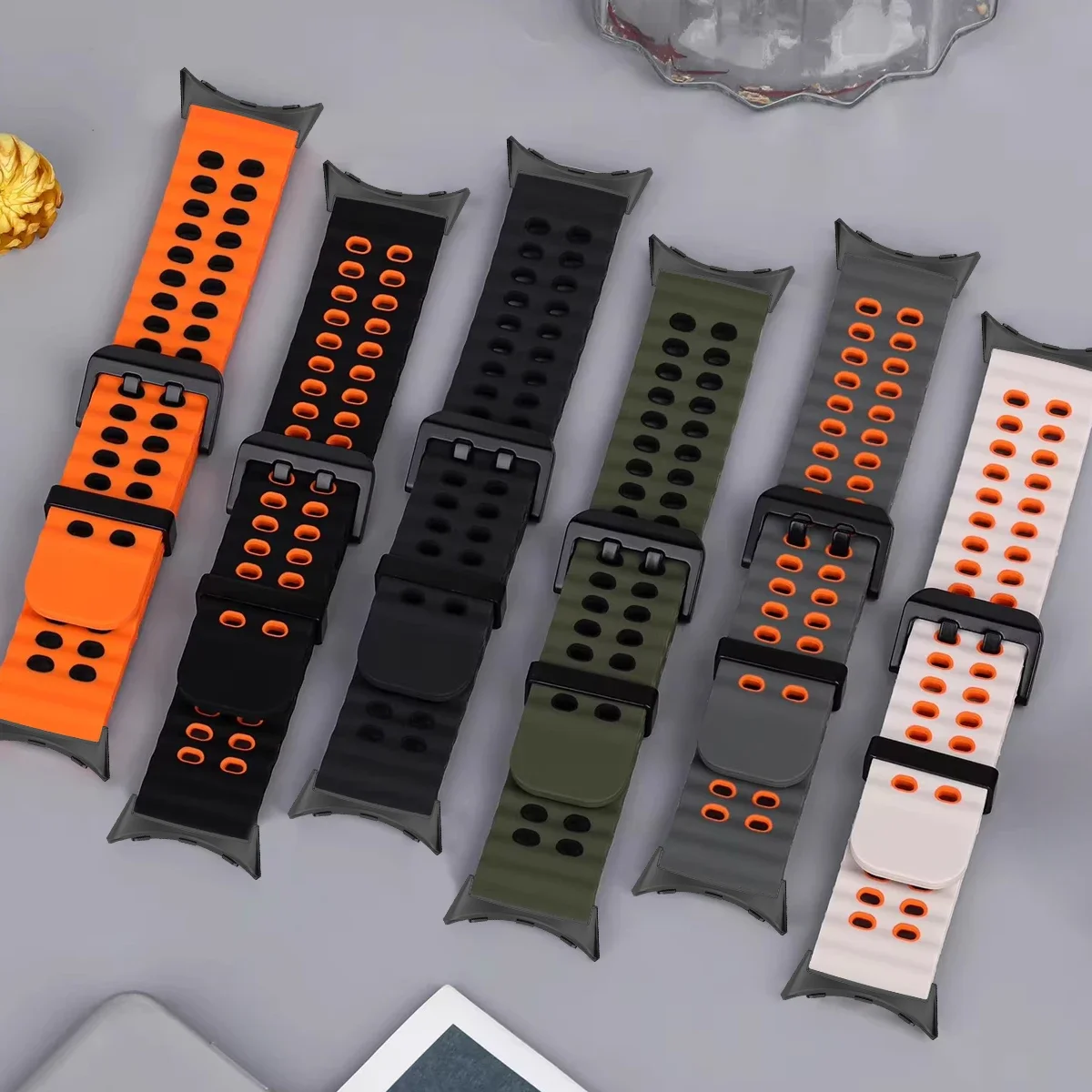 Silicone Sport Strap for Google Pixel Watch 3/4 6 Silicone Sport Strap for Google Pixel Watch 3/4 - Image 6