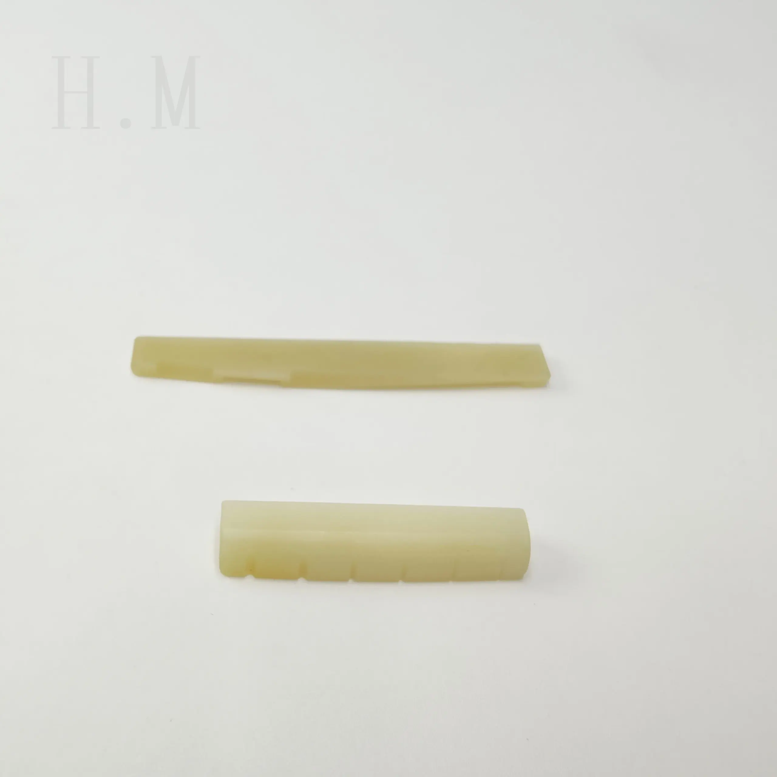 Bone Guitar Saddle and Nut Set for Folk Guitars 3 Bone Guitar Saddle and Nut Set for Folk Guitars - Image 3