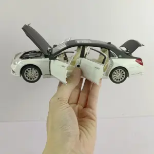 Mercedes Maybach S600 1:24 Diecast Model in Finishes 14 S46970cfdc86d4ef59614baa31309ac59z