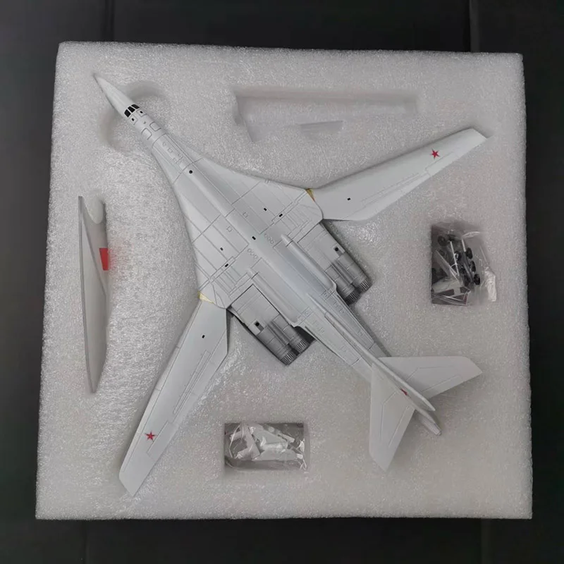 1/200 Scale TU-160 Diecast Aircraft Model 6 1/200 Scale TU-160 Diecast Aircraft Model - Image 6