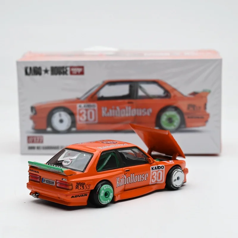 BMW M3 E30 Diecast Model 1:64 Scale in Vivid Orange 3 BMW M3 E30 Diecast Model 1:64 Scale in Vivid Orange - Image 3
