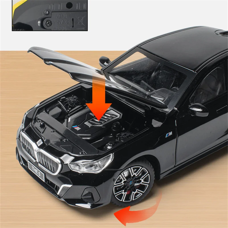 BMW 5 Series i5 M60 1:24 Diecast Model 3 BMW 5 Series i5 M60 1:24 Diecast Model - Image 3