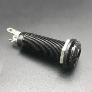 Metal ¼-Inch Output Jack for Bass Guitars 8 S47907f2d6673421d808a0ea9f6870536K