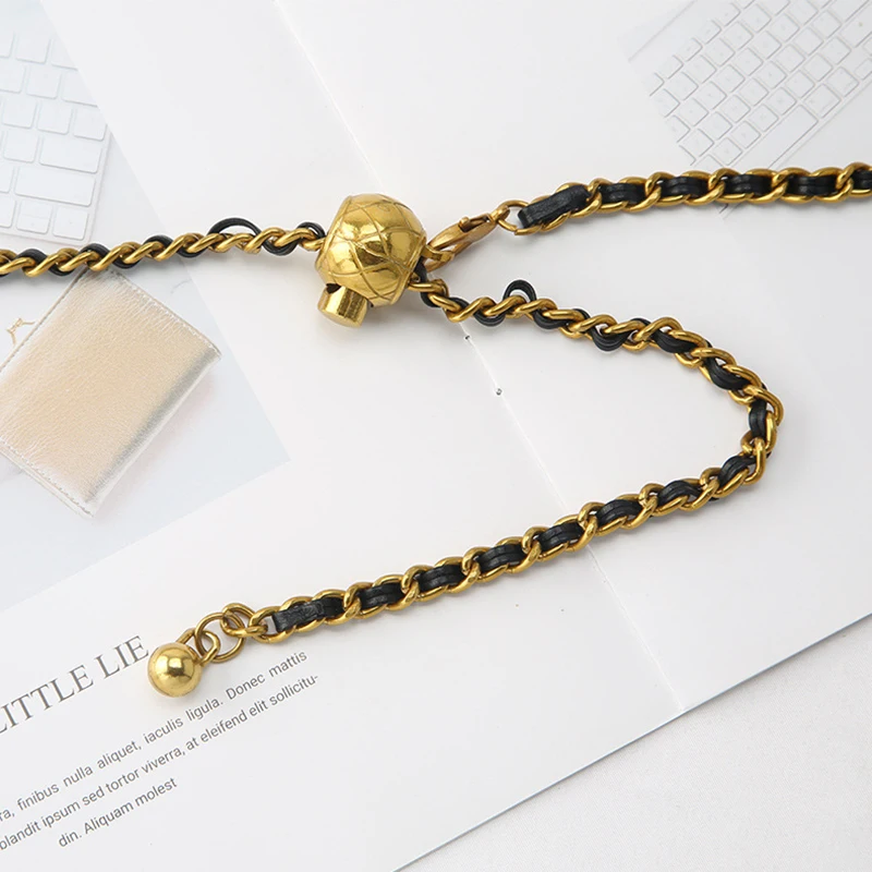 Elegant 110cm Metal Waist Chain in Black & White 6 Elegant 110cm Metal Waist Chain in Black & White - Image 6