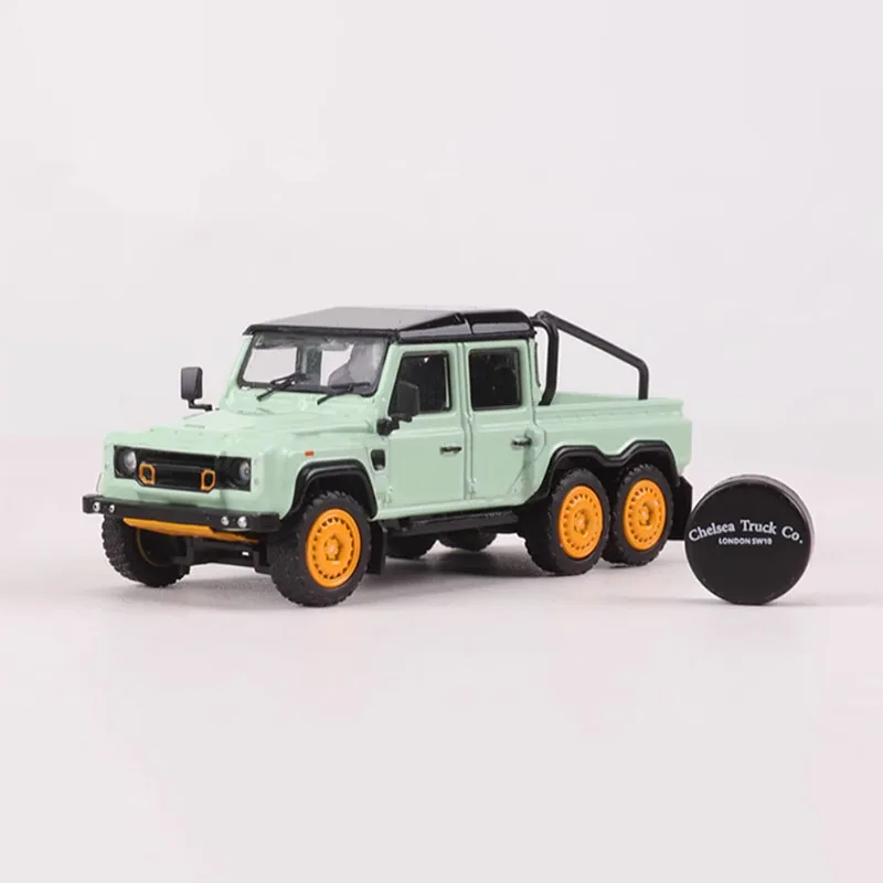 Diecast Defender 6x6 Model for Collectors 5 Diecast Defender 6x6 Model for Collectors - Image 5