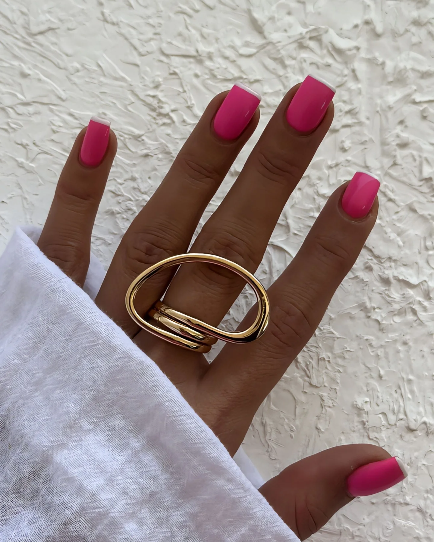 Elegant Gold Stainless Steel Leaf Ring 3 Elegant Gold Stainless Steel Leaf Ring - Image 3