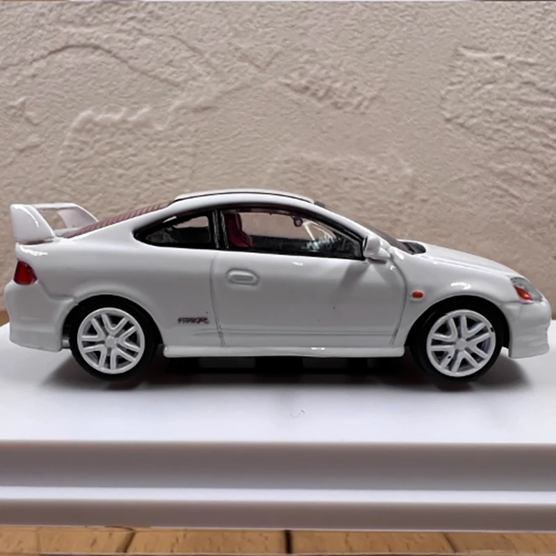 1/64 Scale Honda DC5 Diecast Model 6 1/64 Scale Honda DC5 Diecast Model - Image 6