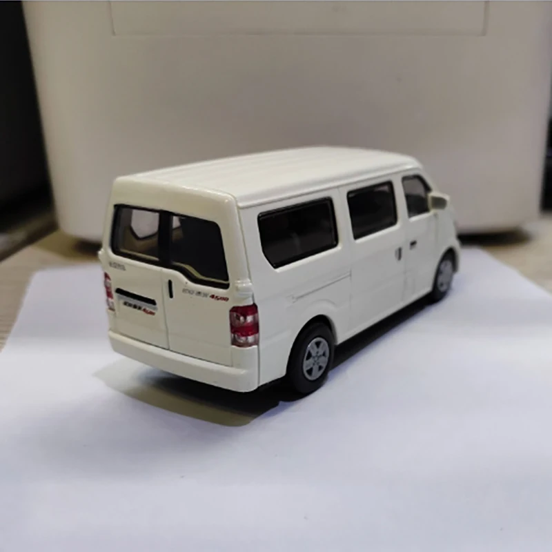 1/43 Changan Starlight 4500 Van Diecast Model 4 1/43 Changan Starlight 4500 Van Diecast Model - Image 4