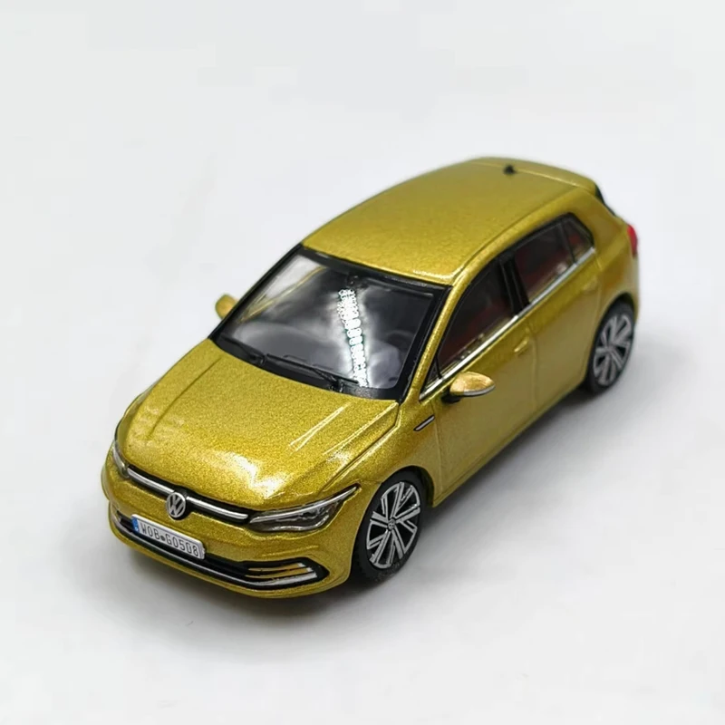 Golf Mk8 Diecast Model 1/64 Scale Collection Piece 4 Golf Mk8 Diecast Model 1/64 Scale Collection Piece - Image 4