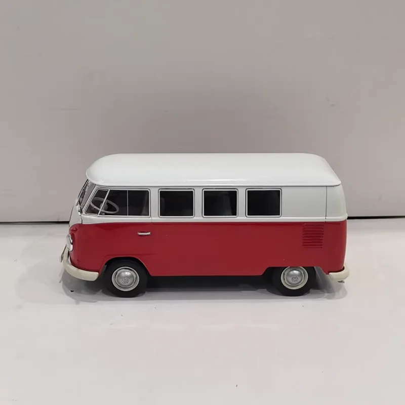 Volkswagen T1 Type 2 1:24 Scale Collectible Model 3 Volkswagen T1 Type 2 1:24 Scale Collectible Model - Image 3