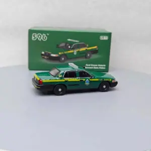 Vermont & Las Vegas Police 1:64 Diecast Model 8 S4a11fee94c2d4aca98ea8b51a2b13f05u