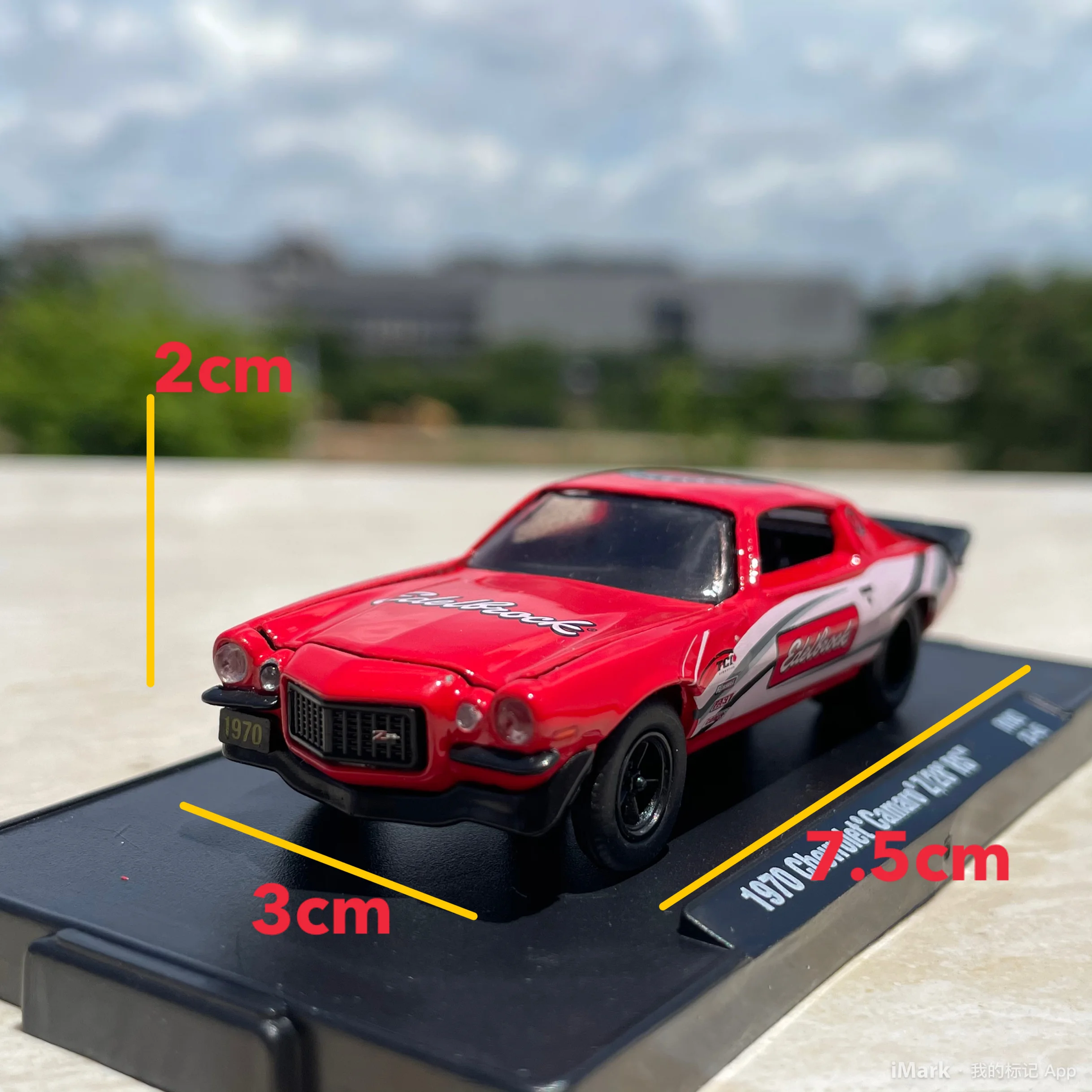 1970 Chevrolet Camaro Z/28 RS Diecast Model 2 1970 Chevrolet Camaro Z/28 RS Diecast Model - Image 2