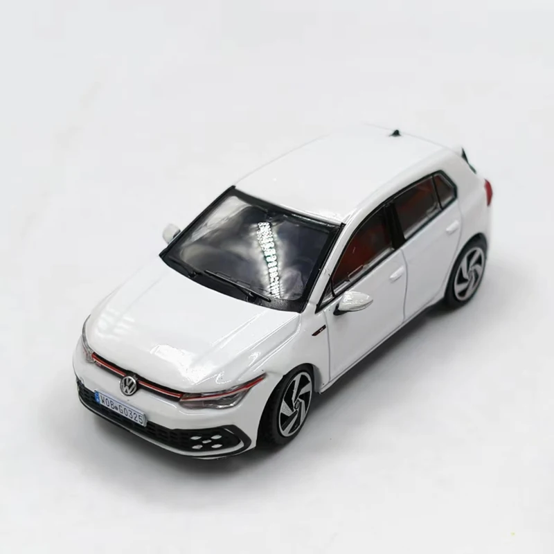 Golf Mk8 Diecast Model 1/64 Scale Collection Piece 5 Golf Mk8 Diecast Model 1/64 Scale Collection Piece - Image 5