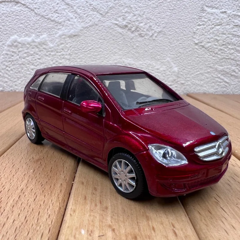 1:43 Vintage Mercedes-Benz B-class Model 3 1:43 Vintage Mercedes-Benz B-class Model - Image 3