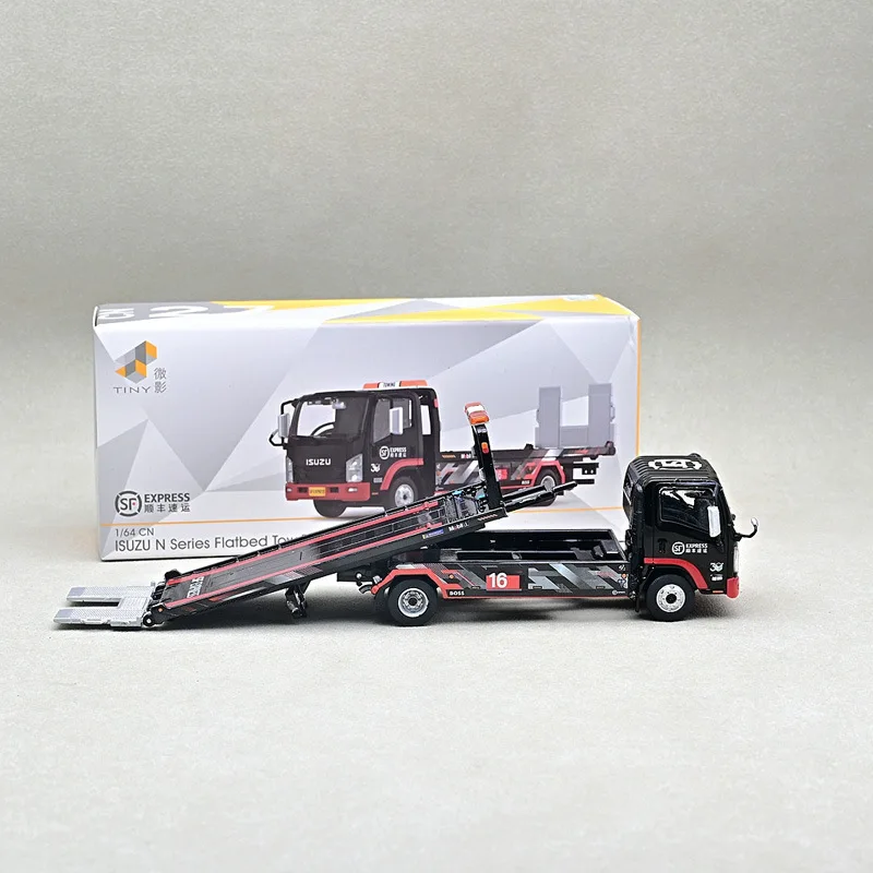 1:64 Isuzu N-Series Tow Truck Diecast Model 3 1:64 Isuzu N-Series Tow Truck Diecast Model - Image 3