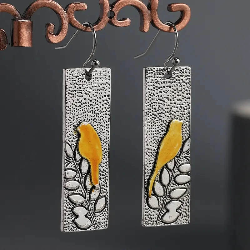 Vintage Floral Drop Earrings for Women 2 Vintage Floral Drop Earrings for Women - Image 2