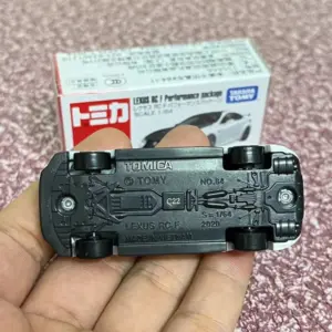 White 1:64 Lexus RC F Diecast Model 9 S4b7de5e2674b495483ffdc340019f02dB