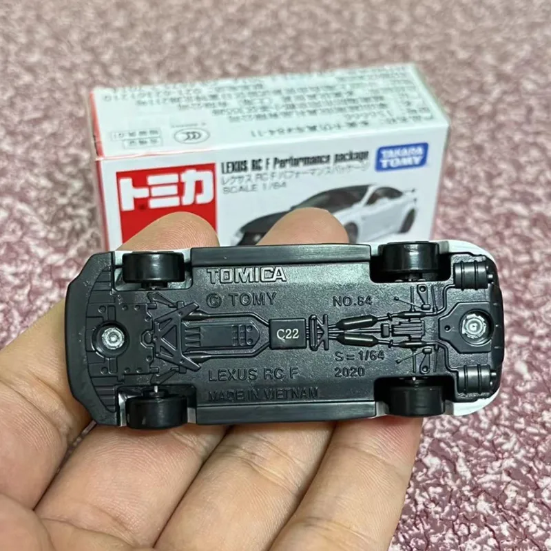 White 1:64 Lexus RC F Diecast Model 5 White 1:64 Lexus RC F Diecast Model - Image 5
