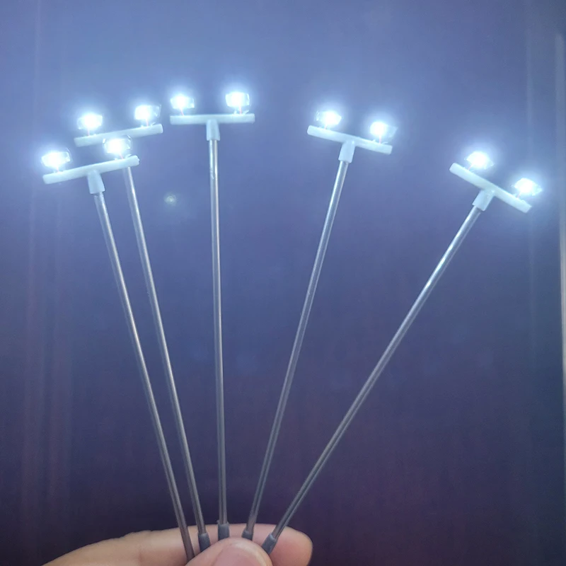 HO Scale Model Lighting Towers - Set of 2, 5, or 10 6 HO Scale Model Lighting Towers - Set of 2, 5, or 10 - Image 6