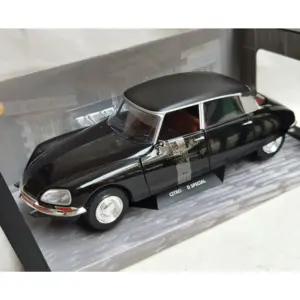 Citroën D Special 1/18 Die-Cast Model