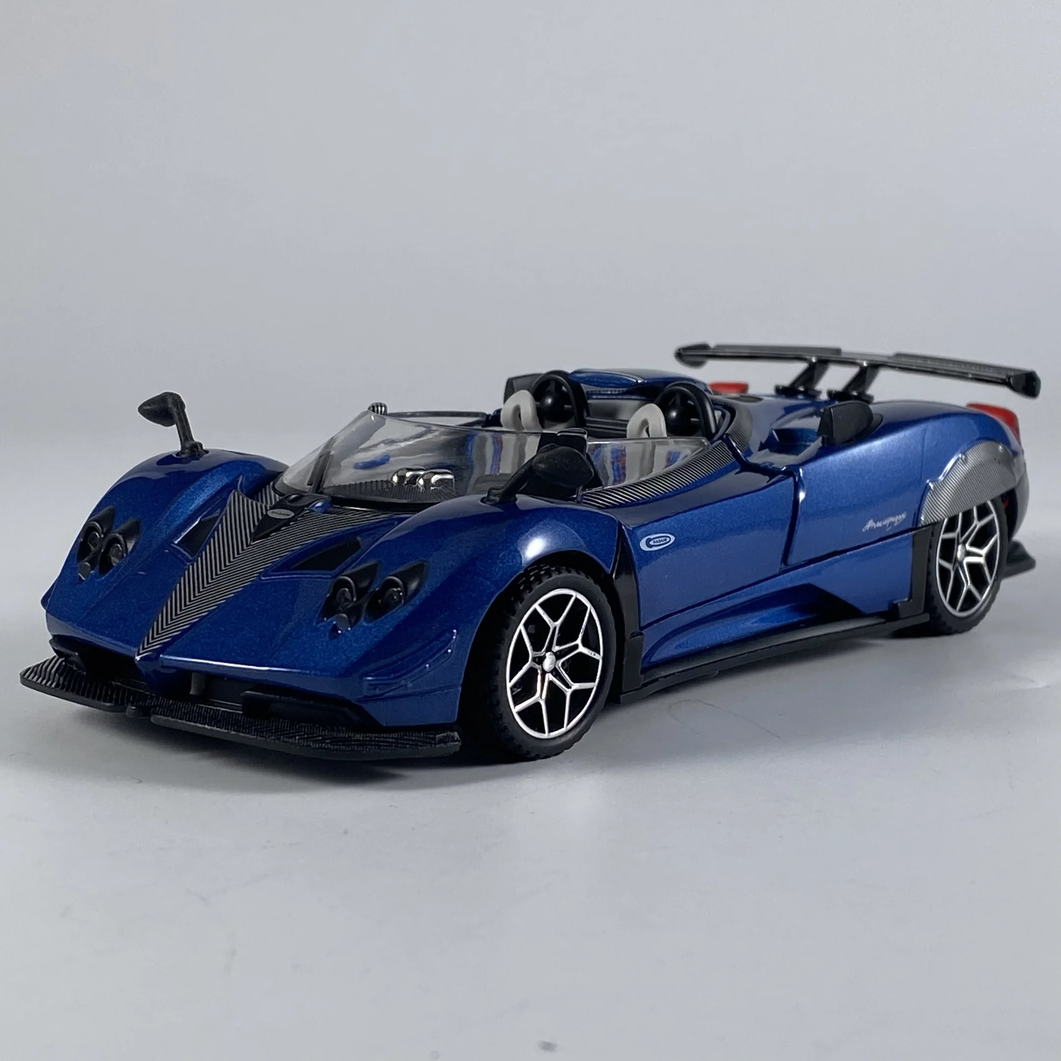 Pagani Zonda HP 2017 1:32 Diecast Replica 9 Pagani Zonda HP 2017 1:32 Diecast Replica - Image 9