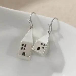 Vintage Silver House Drop Earrings 7 S4cff8479947e4e54a90d566fedf55e28R