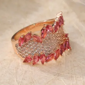 Two-Tone Pink and White Cubic Zirconia Ring 7 S4d3168fca73f44e19334d8992c1bcf9an