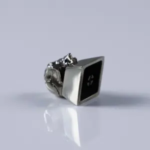 S4d77263ce073428e928405a4b92d86f7m