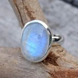 Vintage Silver Moonstone Ring for Women 5 S4d9f1e57bae14e89b42cea2c3bdc73ace