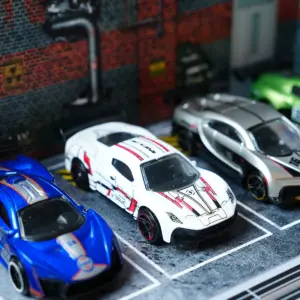 1:64 Scale Alloy Supercar Model for Collectors 10 S4da25f8c2fcb4edb94966f043cfec9452