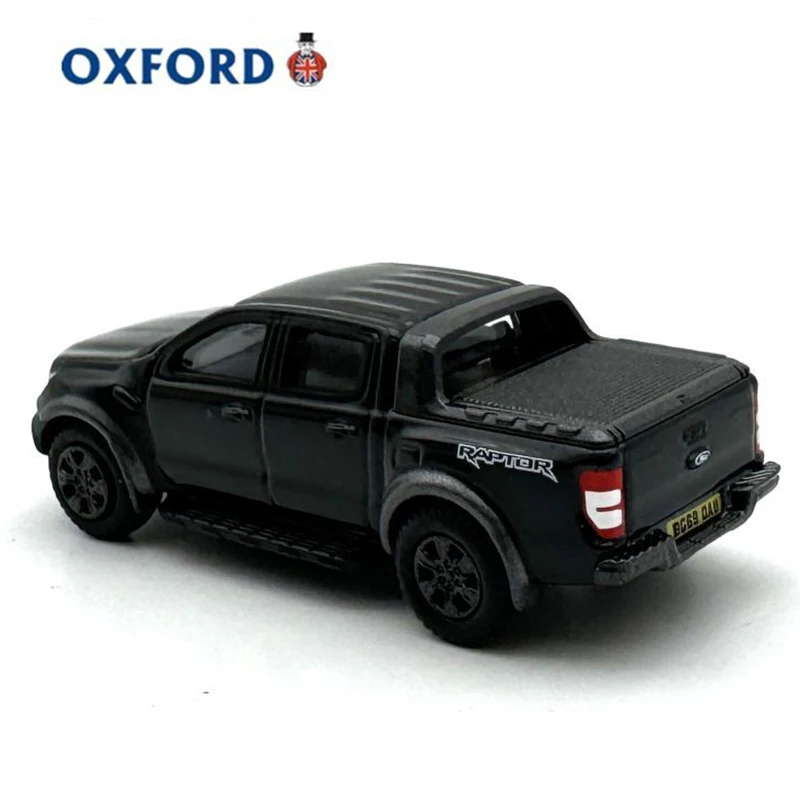 Miniature Black Ford Ranger Model, 1:76 Scale 3 Miniature Black Ford Ranger Model, 1:76 Scale - Image 3