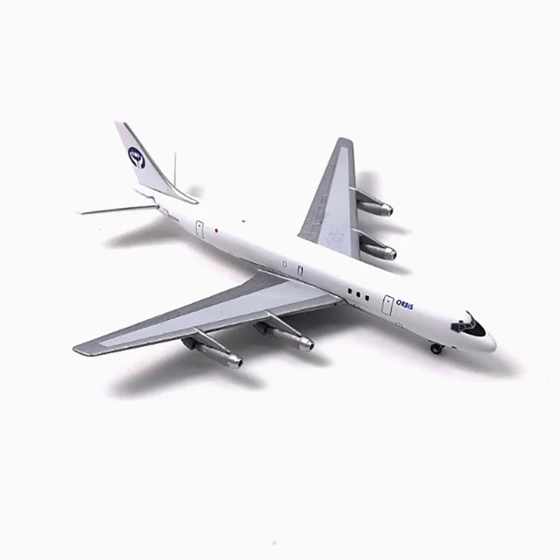 DC-8 Aircraft Diecast Model 1:400 Scale 6 DC-8 Aircraft Diecast Model 1:400 Scale - Image 6