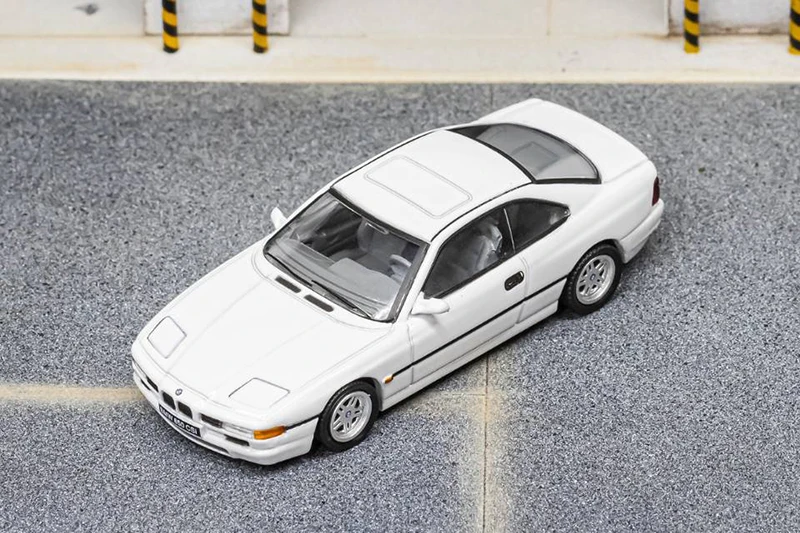 BMW 850CSi 1:64 Diecast Model in Custom Colors 10 BMW 850CSi 1:64 Diecast Model in Custom Colors - Image 10