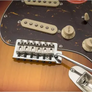 Wilkinson WOV03 Vintage Strat Tremolo Bridge 10 S4e148dcda0c949759c49113038e3878ed