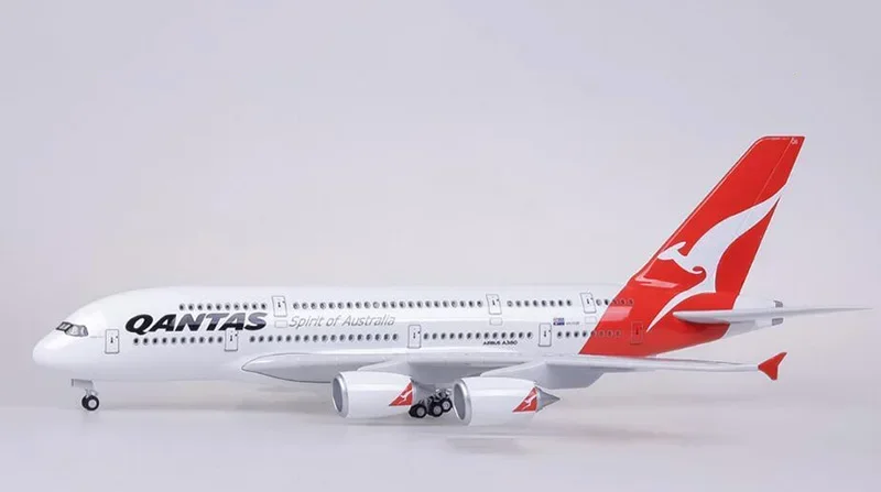 QANTAS Airbus A380 Scale Model - 36.5cm 8 QANTAS Airbus A380 Scale Model - 36.5cm - Image 8