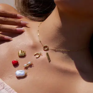 S4e9520718d02492889b7c6b9a4449015Q