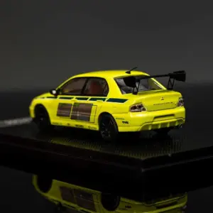 Vibrant Yellow Skoda Rapid Diecast Model 5 S4e9be72a676148d78b84a298628a9030o