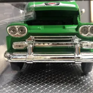 1958 Chevrolet Apache Cameo Diecast Model 5 S4eb4ebca12e441859207fb9c7190f030v