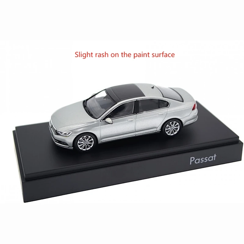 Volkswagen Passat B8 1:43 Scale Model Car 5 Volkswagen Passat B8 1:43 Scale Model Car - Image 5