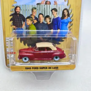 1946 Ford Super De Luxe Diecast Model 4 S4fe28fece2ae49c0828599300f4ce89dy